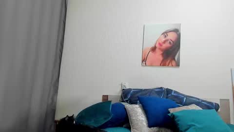 Kate online show from November 17, 2025, 2:06 am