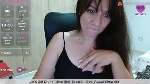 Snapshot of valenttiina chatting on December 21, 2024, 2:19 am ValenLo online show from December 21, 2024, 2:19 am