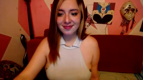 Valeri Cove online show from June 25, 2026, 8:57 pm