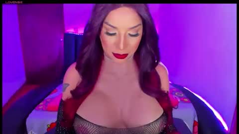 valeri_hilton online show from January 7, 2026, 3:31 am