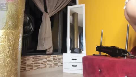 Valeria online show from November 5, 2025, 3:17 am