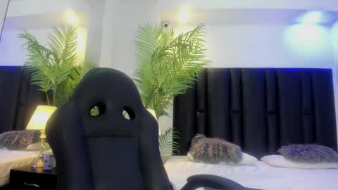 Snapshot of valeri_tafur chatting on October 24, 2025, 11:06 am valeri_tafur online show from October 24, 2025, 11:06 am