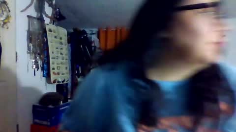 Valeria online show from April 9, 2026, 6:19 am