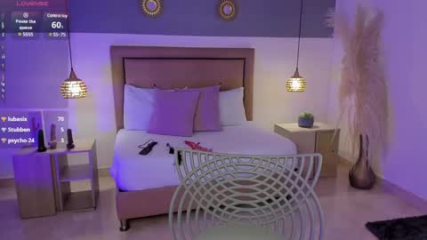 Snapshot of valeria_acosta_ chatting on January 16, 2025, 10:44 pm Valeria Acosta online show from January 16, 2025, 10:44 pm