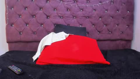 Snapshot of valeria_fiery chatting on October 31, 2025, 5:25 pm VALERIA online show from October 31, 2025, 5:25 pm