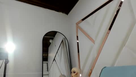 valeria_gil_ online show from July 2, 2026, 3:07 pm