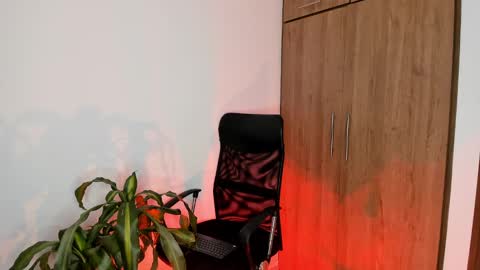 Snapshot of valeria_lewiis chatting on December 25, 2024, 6:31 am Valeria lewiis joness online show from December 25, 2024, 6:31 am