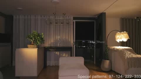 Snapshot of valeria_orozco chatting on May 23, 2026, 12:16 am valeria_orozco online show from May 23, 2026, 12:16 am