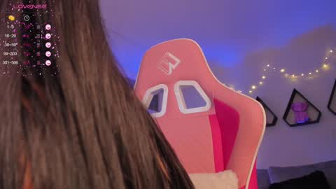 Snapshot of valeria_uribe22 chatting on December 18, 2024, 5:52 pm online show from December 18, 2024, 5:52 pm