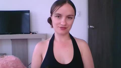 valeriafrannco online show from February 13, 2026, 10:50 pm