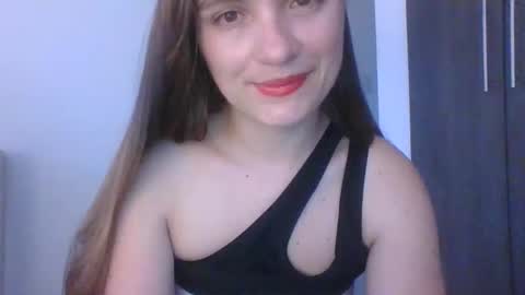 valeriafrannco online show from March 9, 2026, 11:09 pm