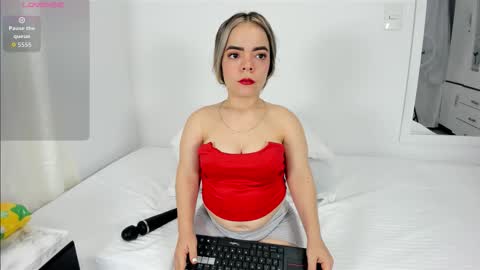 Snapshot of valerialoren chatting on September 16, 2025, 2:34 am valerialoren online show from September 16, 2025, 2:34 am