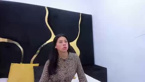 Valeria online show from March 21, 2026, 9:29 pm