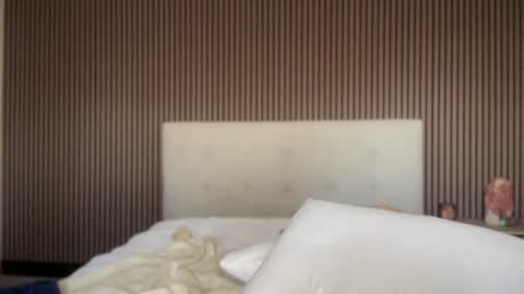 Snapshot of valeriapeterson chatting on October 10, 2025, 11:04 pm Valeria Peterson online show from October 10, 2025, 11:04 pm