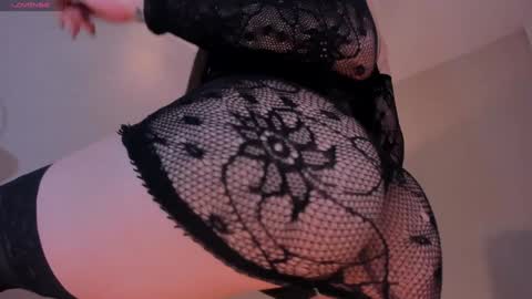 Snapshot of valeriariverax chatting on January 15, 2025, 6:43 am Valeria online show from January 15, 2025, 6:43 am