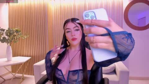 Snapshot of valeriariverax chatting on February 9, 2025, 3:32 am Valeria online show from February 9, 2025, 3:32 am