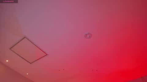 Snapshot of valeriariverax chatting on February 18, 2025, 6:37 am Valeria online show from February 18, 2025, 6:37 am