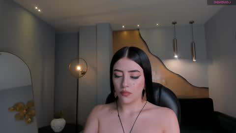 Snapshot of valeriariverax chatting on March 6, 2025, 3:46 am Valeria online show from March 6, 2025, 3:46 am