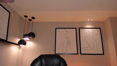 Snapshot of valeriariverax chatting on October 8, 2025, 3:59 am Valeria online show from October 8, 2025, 3:59 am