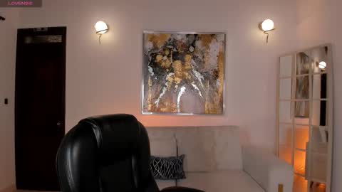 Valeria online show from December 16, 2025, 3:44 am