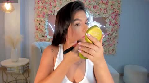 Valeria online show from February 9, 2025, 11:04 pm