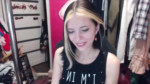 ValeriaXKiss online show from January 22, 2025, 4:55 pm