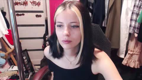 ValeriaXKiss online show from March 11, 2025, 6:30 pm