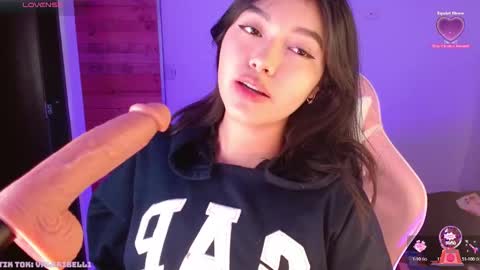 Snapshot of valeribell1 chatting on September 17, 2025, 5:42 am Valeri online show from September 17, 2025, 5:42 am