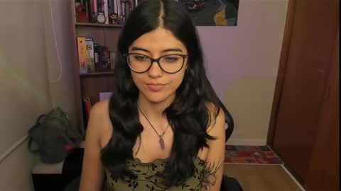 Snapshot of valerie__sky chatting on February 3, 2026, 2:53 am Val online show from February 3, 2026, 2:53 am