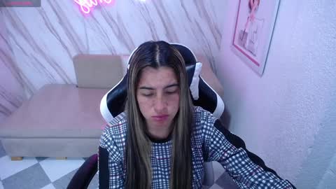 Snapshot of valerie_b chatting on February 9, 2025, 3:00 am valerie_b online show from February 9, 2025, 3:00 am