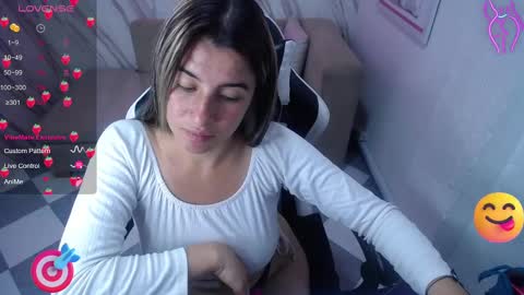 Snapshot of valerie_b chatting on February 14, 2025, 6:02 am valerie_b online show from February 14, 2025, 6:02 am