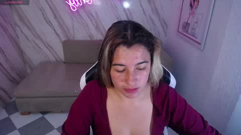 Snapshot of valerie_b chatting on February 15, 2025, 7:39 pm valerie_b online show from February 15, 2025, 7:39 pm