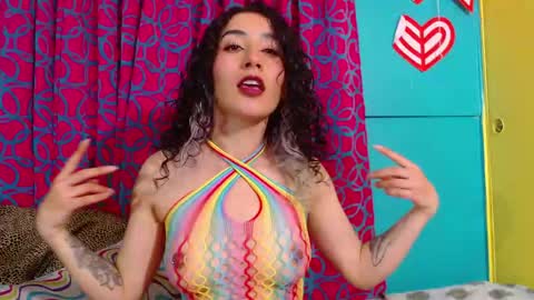 Snapshot of valerie_mase chatting on November 28, 2025, 8:55 pm vale online show from November 28, 2025, 8:55 pm