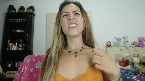 valerie_rousse online show from May 7, 2026, 12:16 am