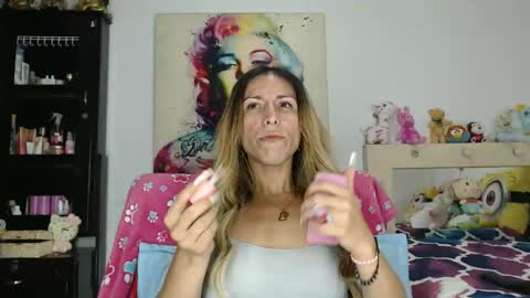 valerie_rousse online show from May 22, 2026, 5:25 am