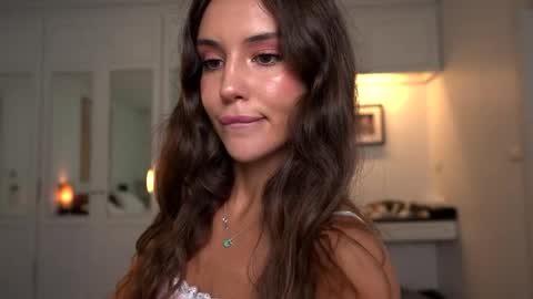Snapshot of valerieh chatting on May 24, 2026, 1:32 am Valerie online show from May 24, 2026, 1:32 am