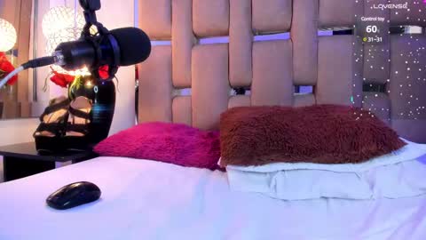 Valeria online show from February 26, 2025, 4:14 pm