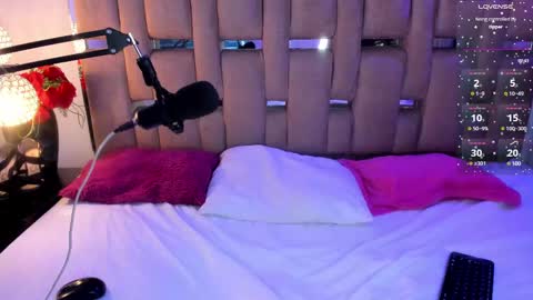 Valeria online show from March 12, 2025, 4:02 pm