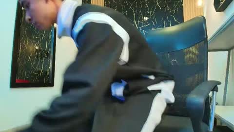 VALERIO  online show from May 6, 2026, 2:51 am