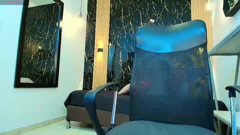 VALERIO  online show from May 12, 2026, 2:41 am