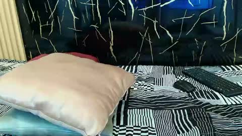 VALERIO  online show from May 15, 2026, 11:56 pm
