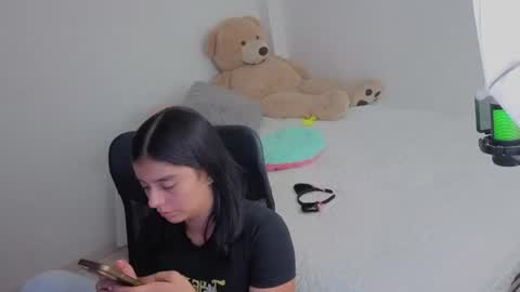 Snapshot of valerihouse_ chatting on July 9, 2026, 1:53 am valerihouse_ online show from July 9, 2026, 1:53 am