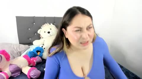 Luna online show from February 16, 2026, 12:18 am