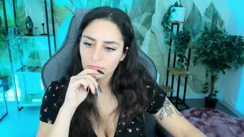 Snapshot of valeriiemills chatting on October 20, 2025, 3:12 pm Valerie online show from October 20, 2025, 3:12 pm