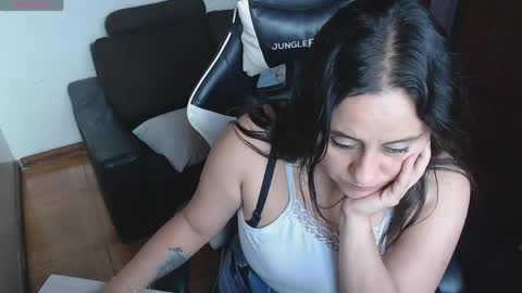 ValeriaMayerss online show from April 29, 2026, 9:21 pm