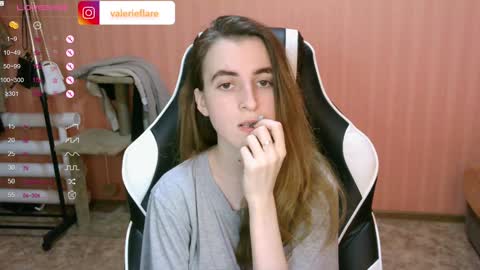 Snapshot of valeritiio chatting on December 13, 2024, 4:38 pm valeritiio online show from December 13, 2024, 4:38 pm