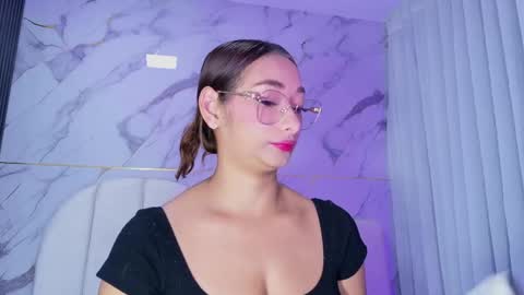 Valeryn online show from May 27, 2026, 3:03 am