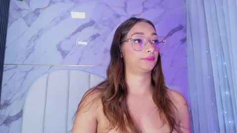Valeryn online show from June 5, 2026, 3:13 am