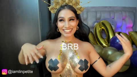 Snapshot of valery_dupont chatting on December 11, 2024, 5:00 am Valery Lin Dupont online show from December 11, 2024, 5:00 am