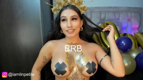 Snapshot of valery_dupont chatting on December 15, 2024, 5:13 am Valery Lin Dupont online show from December 15, 2024, 5:13 am